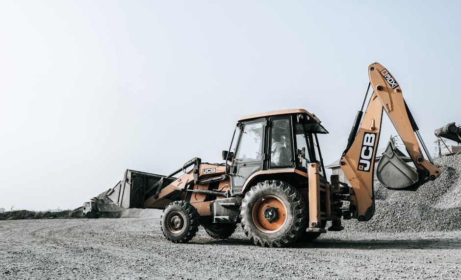 Travaux de earthmoving dirt pile