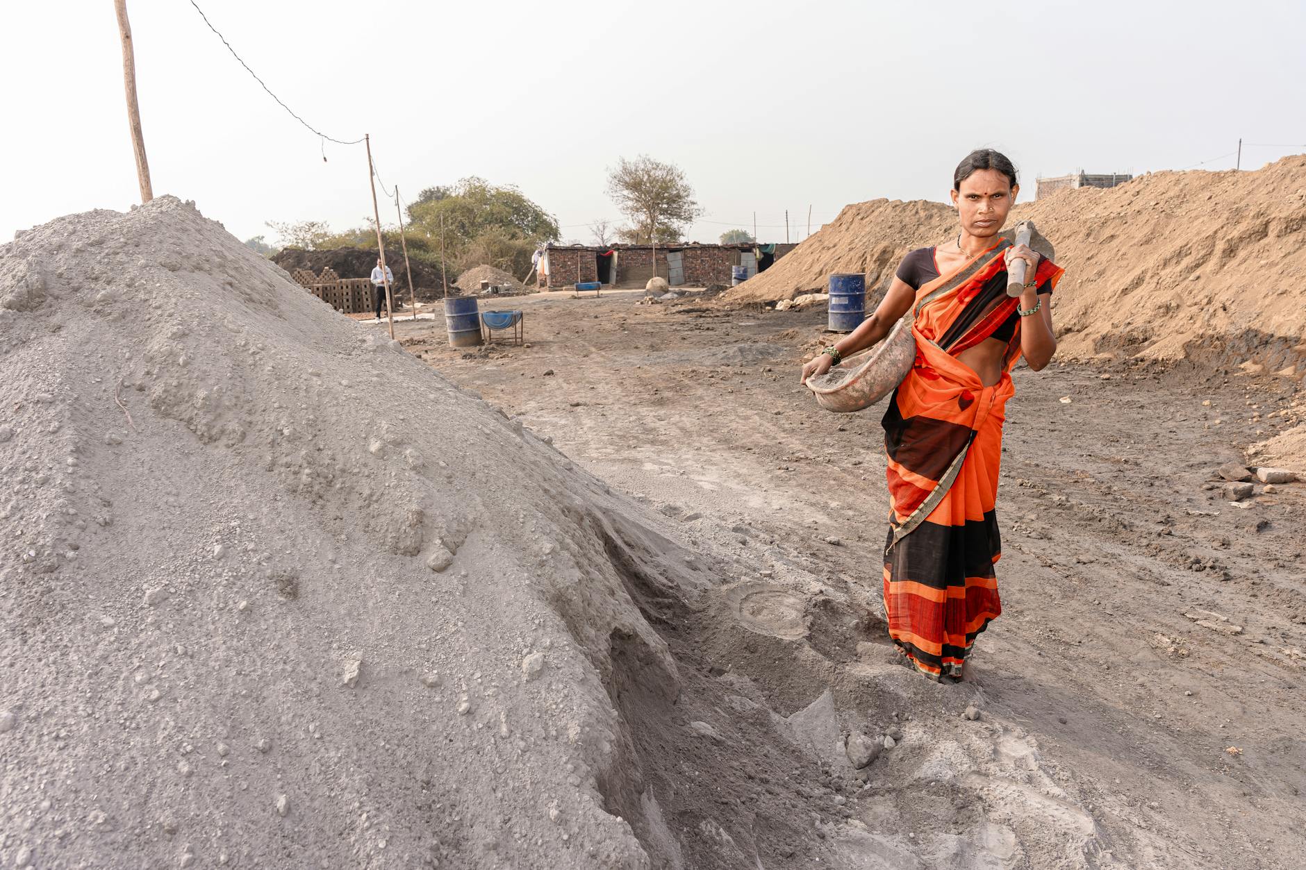 Coût décaissement terrain : Tarifs détaillés et pièges à éviter