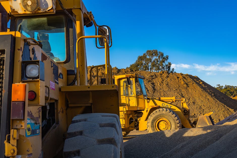 Travaux de earthmoving dirt pile