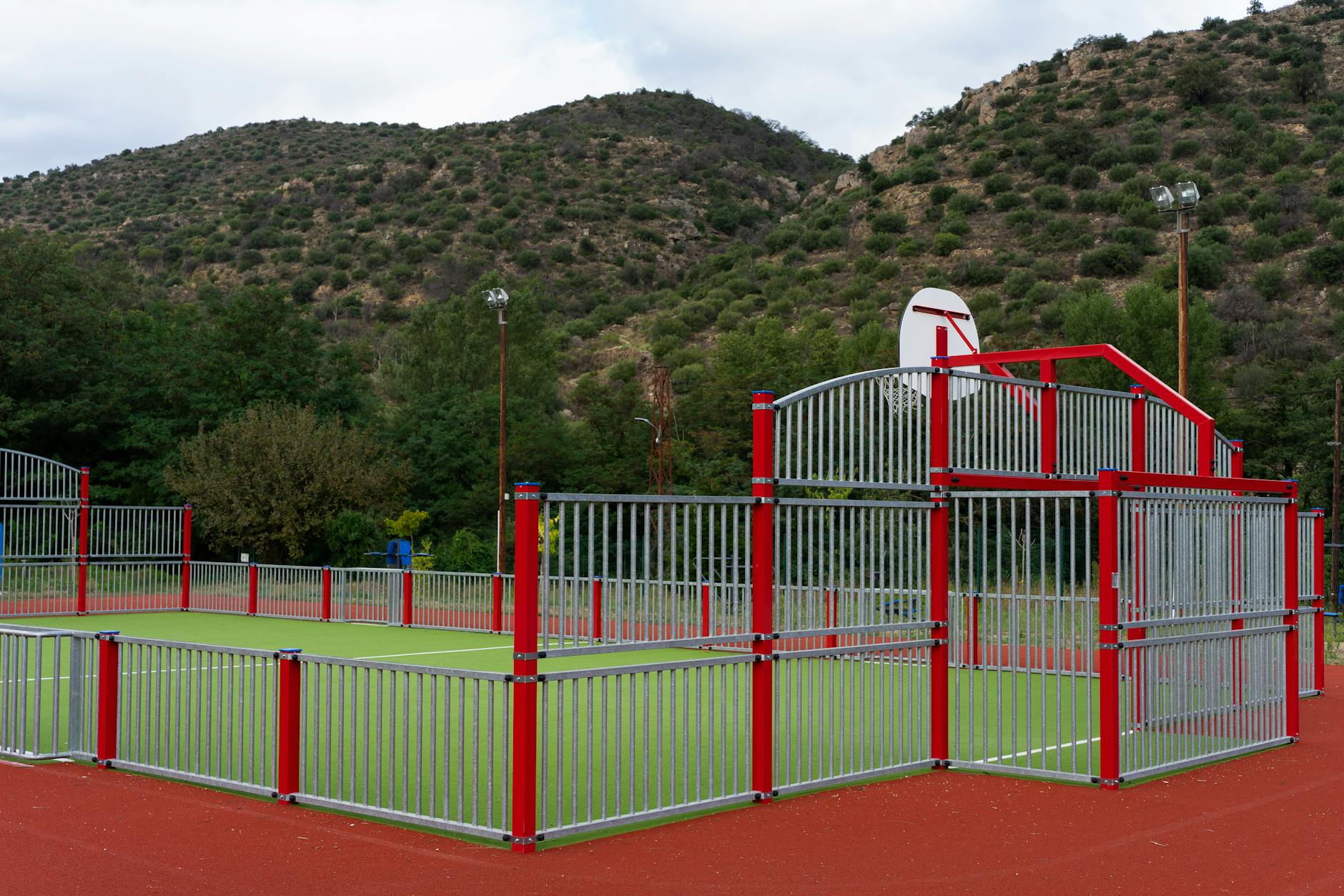 Excavation piscine : Les étapes clés et erreurs à éviter