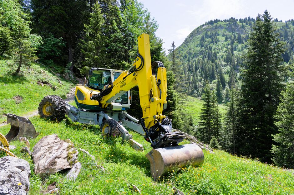 Travaux de terrain leveling machine