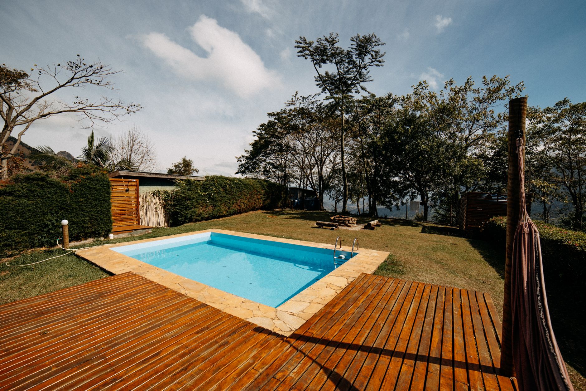 Terrassement piscine coque : Tarifs et budget clair